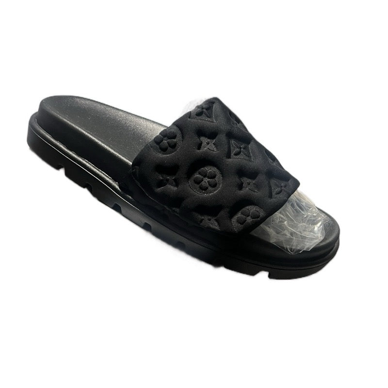 Chunky Sandals with detailed deigns